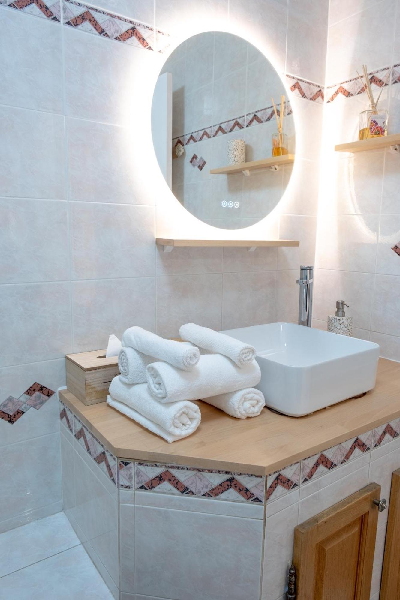 3 Pieces Au Coeur Du Cros De Cagnes Daire Dış mekan fotoğraf